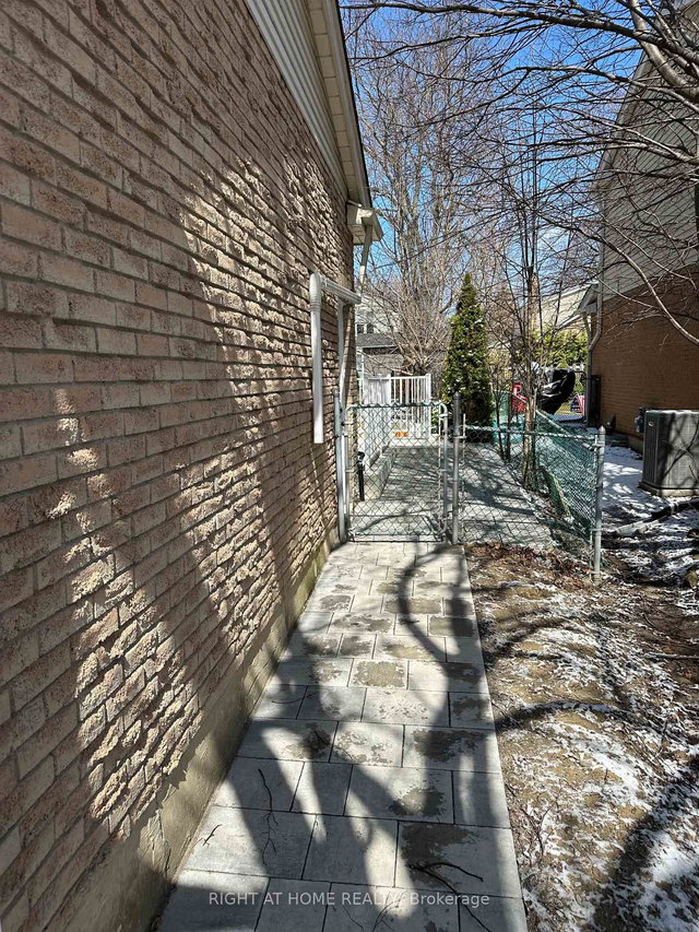 Basement - 63 Innisbrook Crescent