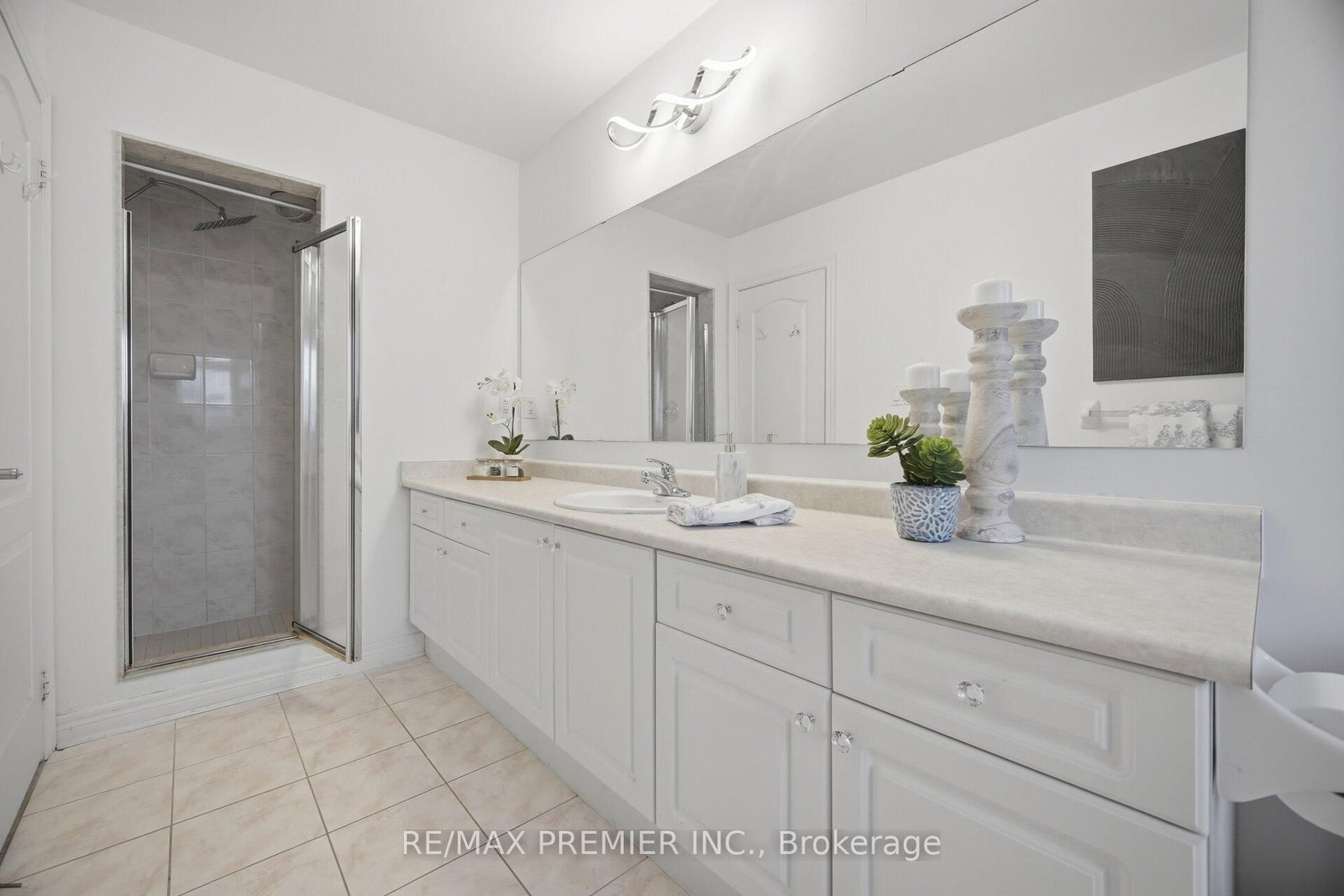 Detached House for sale at 182 Chayna Crescent, Vaughan, Ontario, L6A 0L7 - Patterson - MLS: N12964132