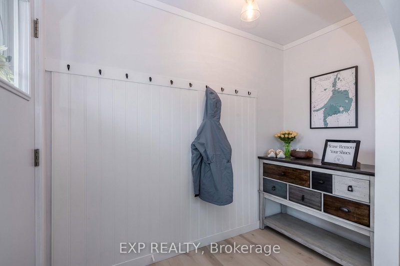 678 Rose Lane, Innisfil, L9S 2H5 | Image 3