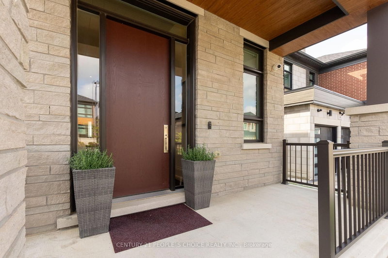 140 Wainfleet Cres, Vaughan, L4L 1A6 | Image 3