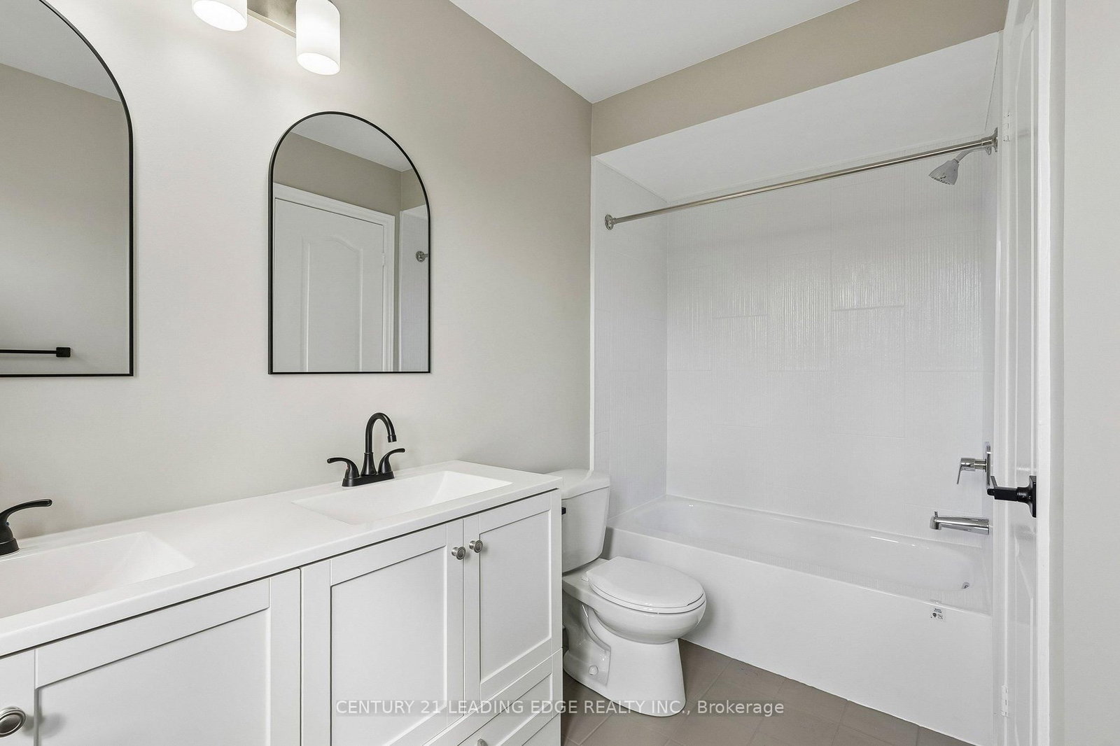 Townhouse for sale at 1981 Bur Oak Avenue, Markham, Ontario, L6E 1W5 - Greensborough - MLS: N12964822