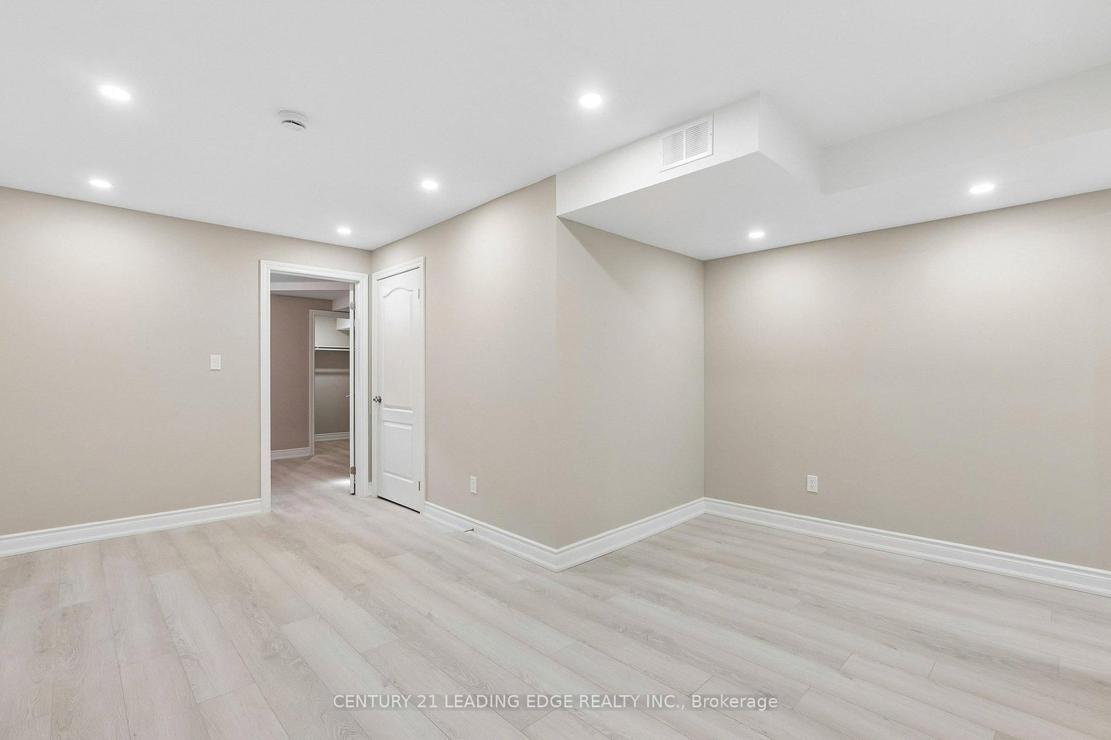 Townhouse for sale at 1981 Bur Oak Avenue, Markham, Ontario, L6E 1W5 - Greensborough - MLS: N12964822