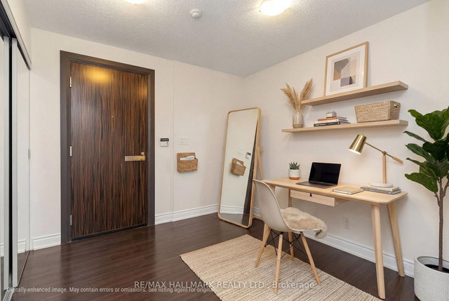 308 - 253 South Park Road