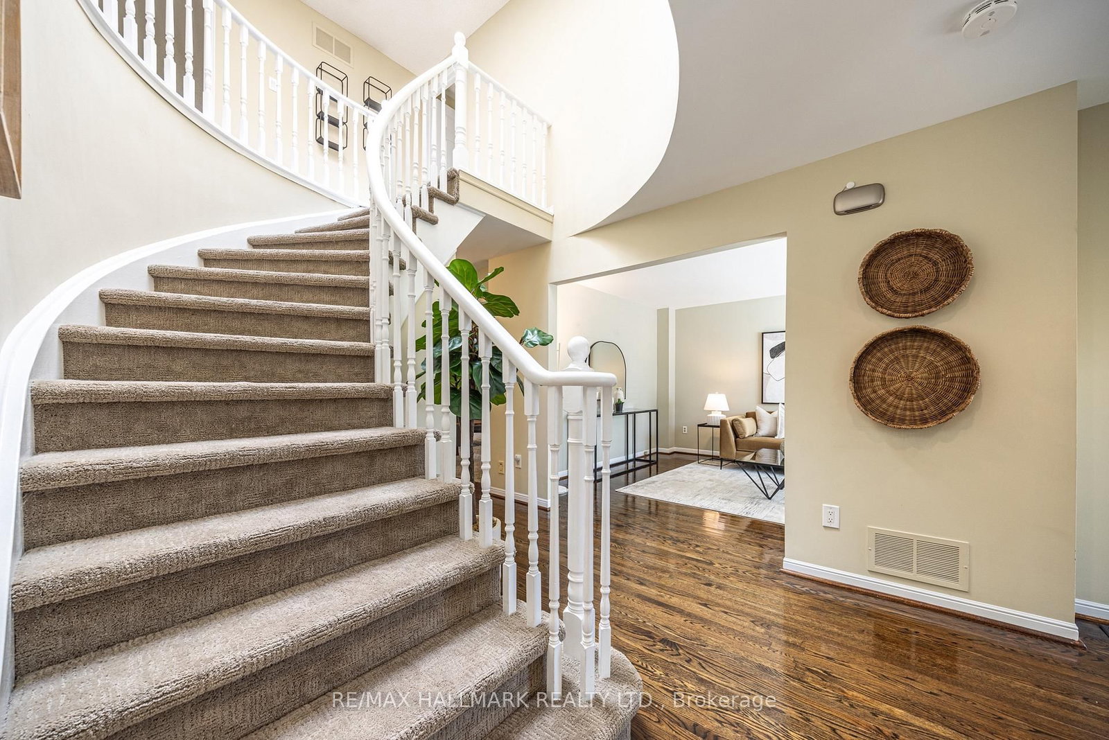 Detached House for sale at 85 Colvin Crescent, Vaughan, Ontario, L4J 2N7 - Brownridge - MLS: N12965166