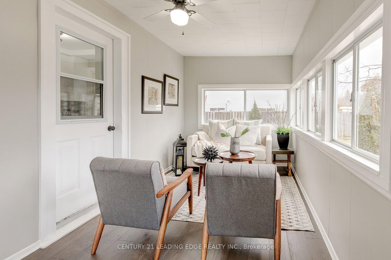 237 Boyers Rd, Georgina, L4P 3C8 | Image 2