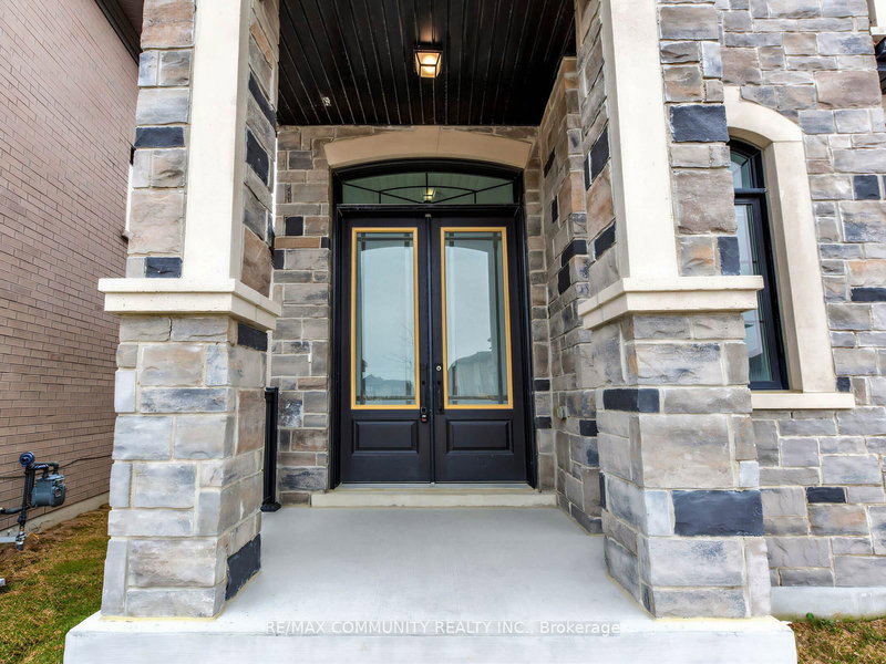 104 Greville St E, Vaughan, L4H 4P7 | Image 3