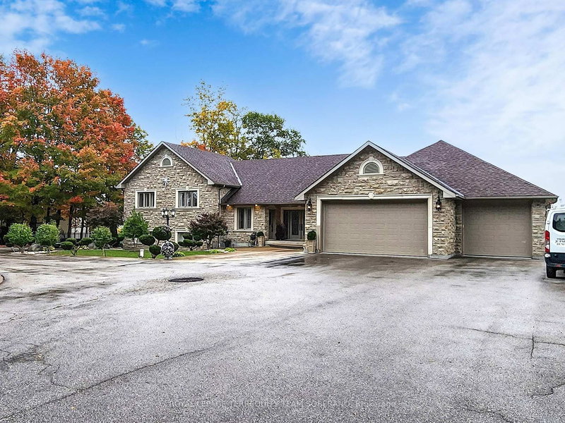 2981 Ninth Line, Bradford West Gwillimbury, L3Z 3S3 | Image 2