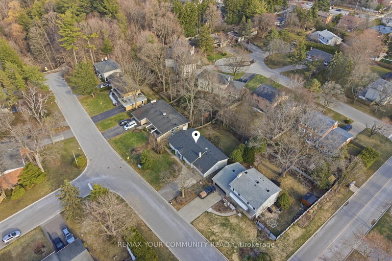 3 Pinevale Rd, Markham, L3T 1J5 | Image 2