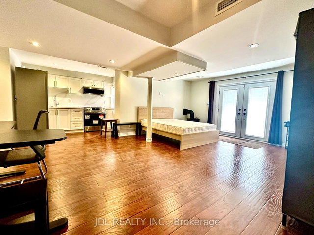 Walkout Basement - 32 Bestview Crescent