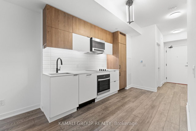 213 - 8888 Yonge Street