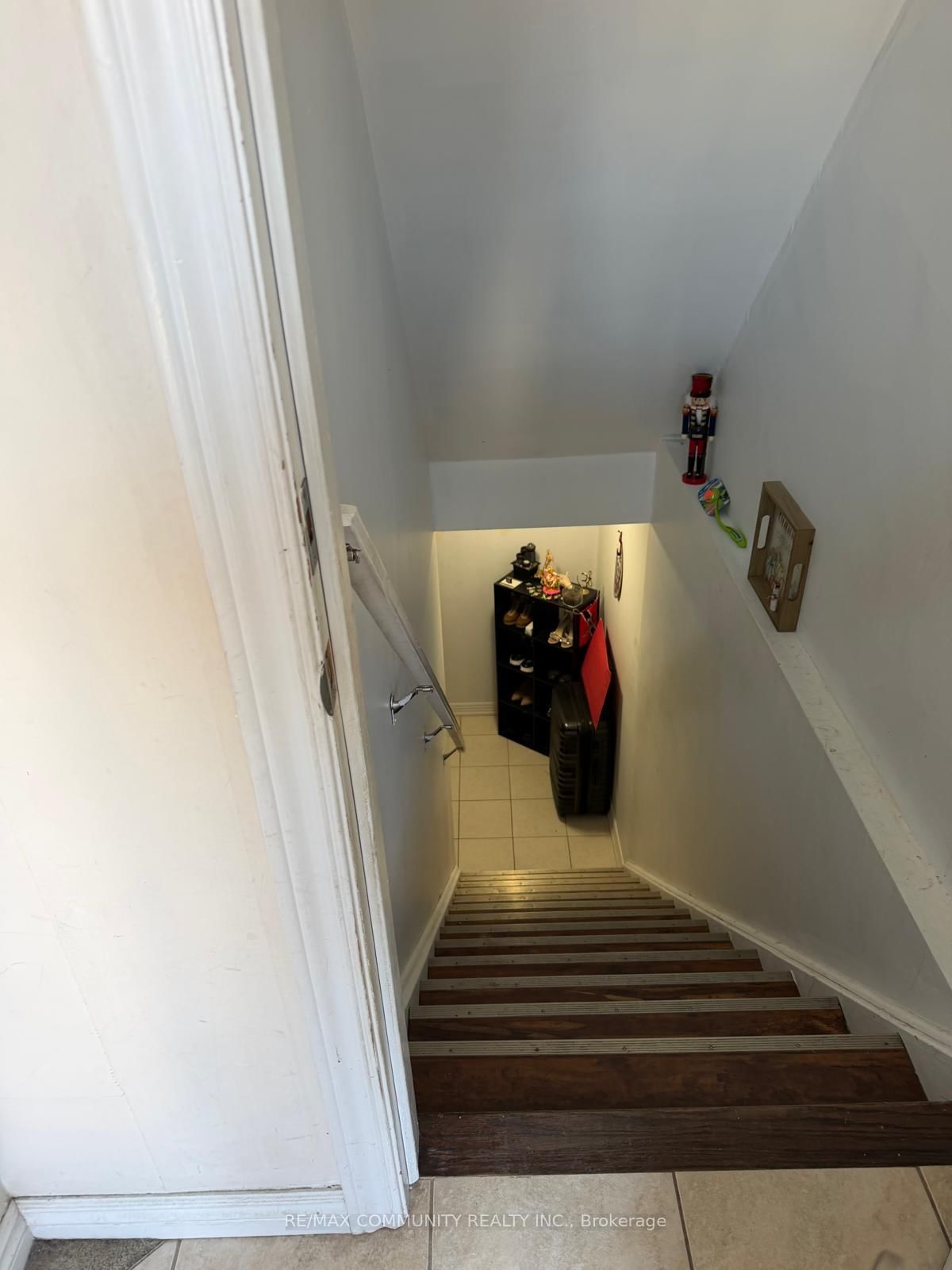 8 Terry Fox Street - Photo 3