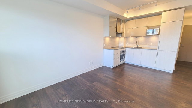 318 - 10 Rouge Valley Drive W