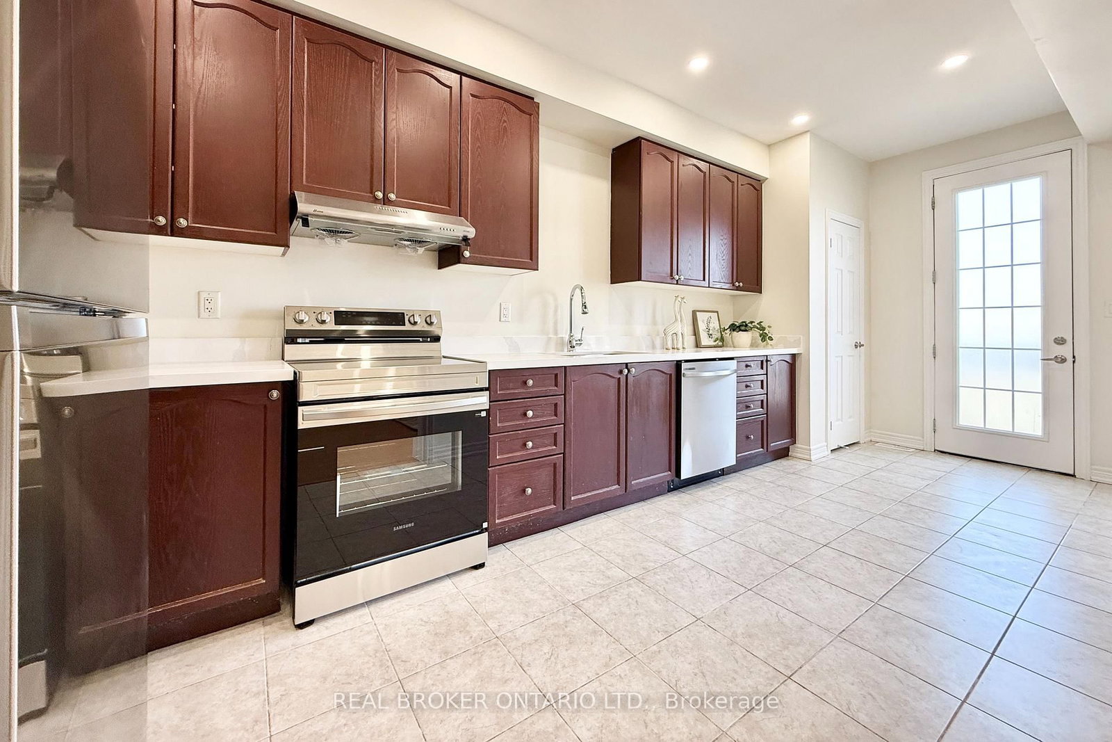 Townhouse for sale at 9525 Ninth Line, Markham, Ontario, L6B 0T6 - Cornell - MLS: N12966844