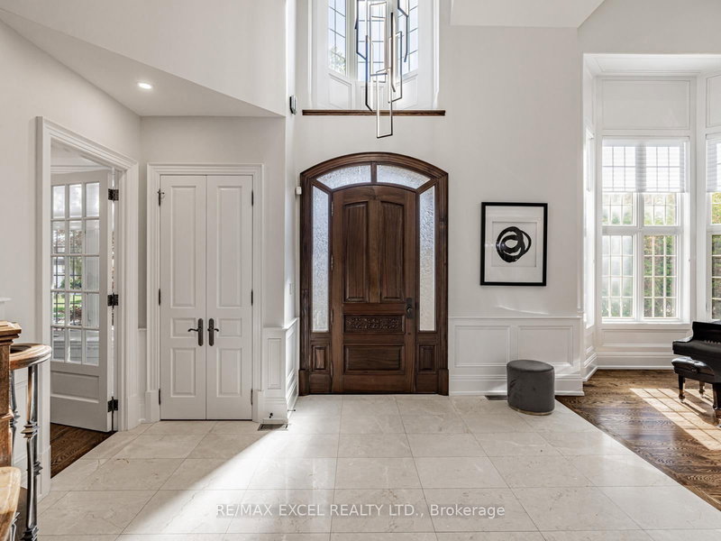 134 Spruce Ave, Richmond Hill, L4C 6W1 | Image 3