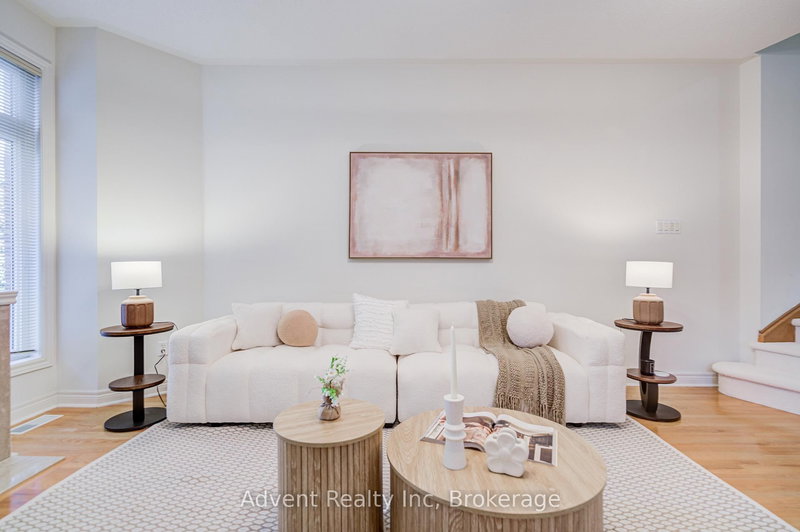 147 Frank Endean Rd, Richmond Hill, L4S 1S7 | Image 3