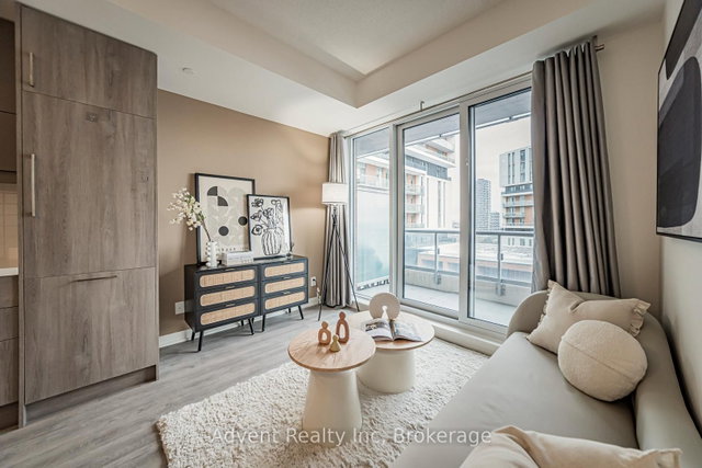 1208 - 8119 Birchmount Road