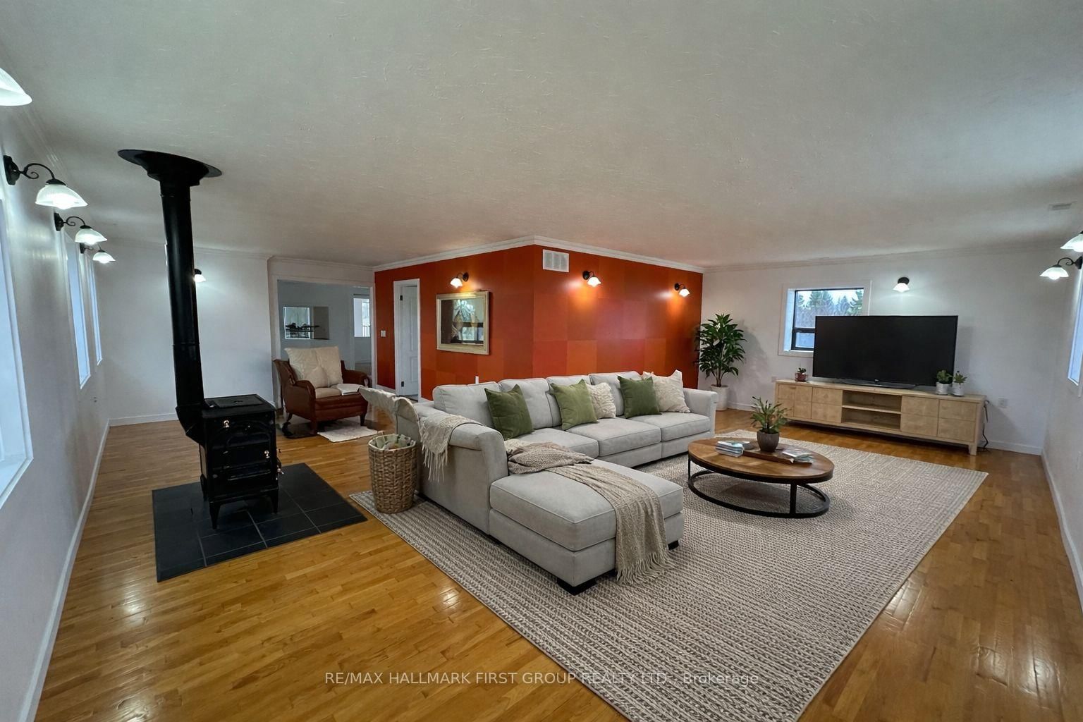 2269 Concession 4 - Photo 10