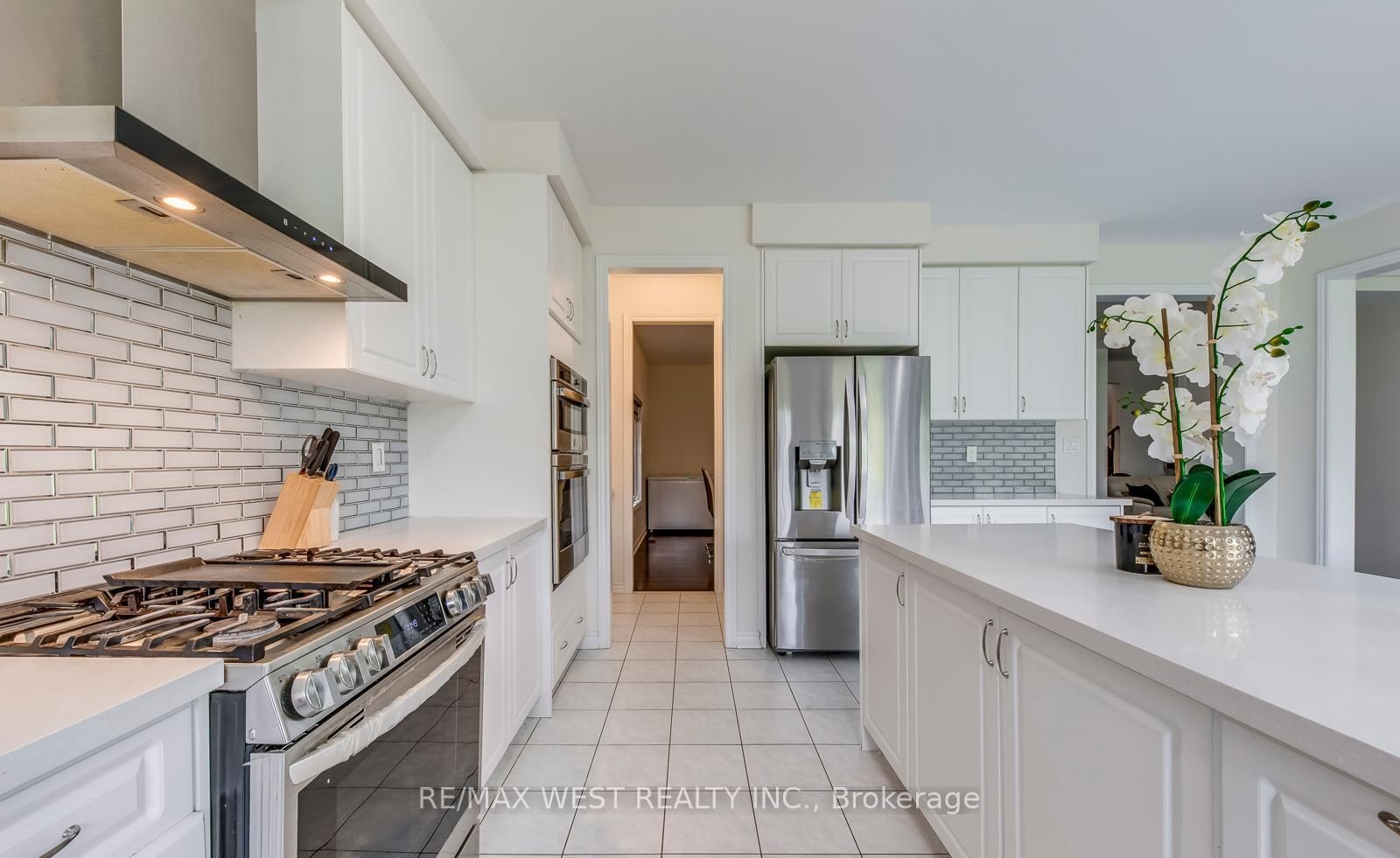 Detached House for sale at 286 Danny Wheeler Boulevard, Georgina, Ontario, L4P 0J9 - Keswick North - MLS: N12967762