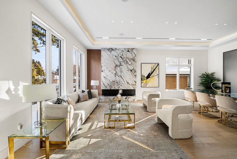 281 Kerrybrook Dr, Richmond Hill, L4C 3R2 | Image 3