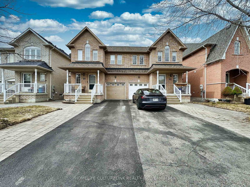 20 Anita Dr W, Markham, L3V 5V8 | Image 2