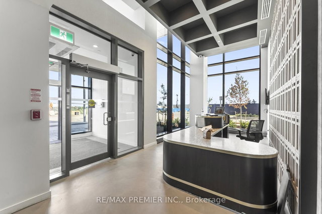 2206 - 474 Caldari Road