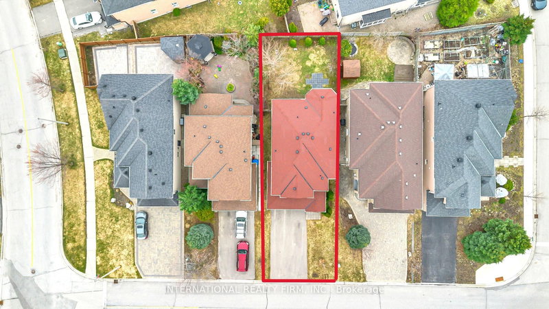 45 Naughton Dr, Richmond Hill, L4C 0R2 | Image 3