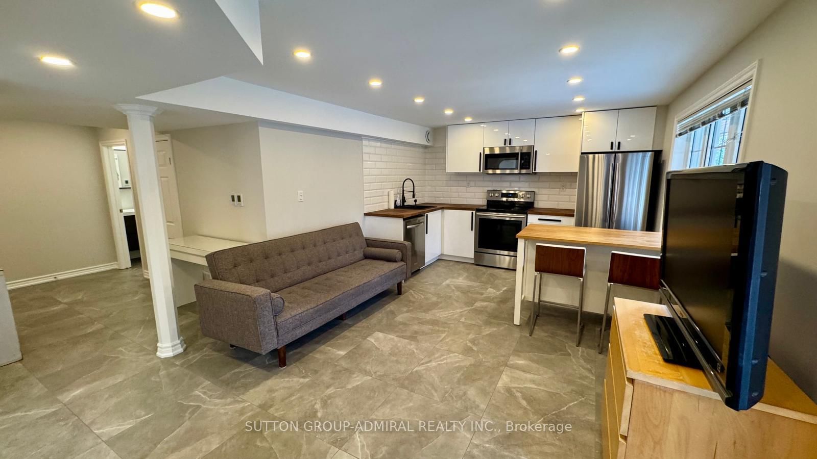 28 Dovetail Drive, Unit Basement - Photo 8