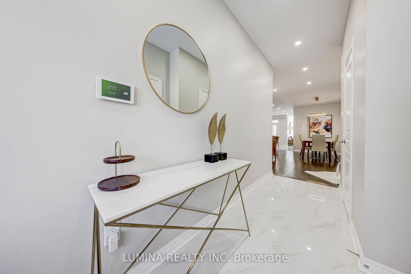 55 Port Arthur Cres, Richmond Hill, L4E 1B4 | Image 3