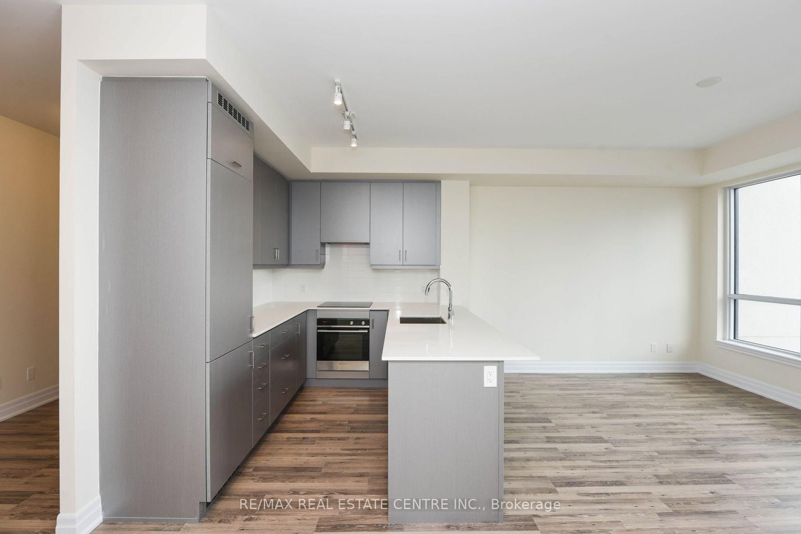 Condo for sale at 508-9075 Jane Street, Vaughan, Ontario, L4K 0L7 - Concord - MLS: N12968772