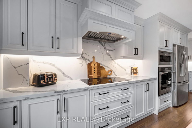 103 Compton Cres, Bradford West Gwillimbury — 10