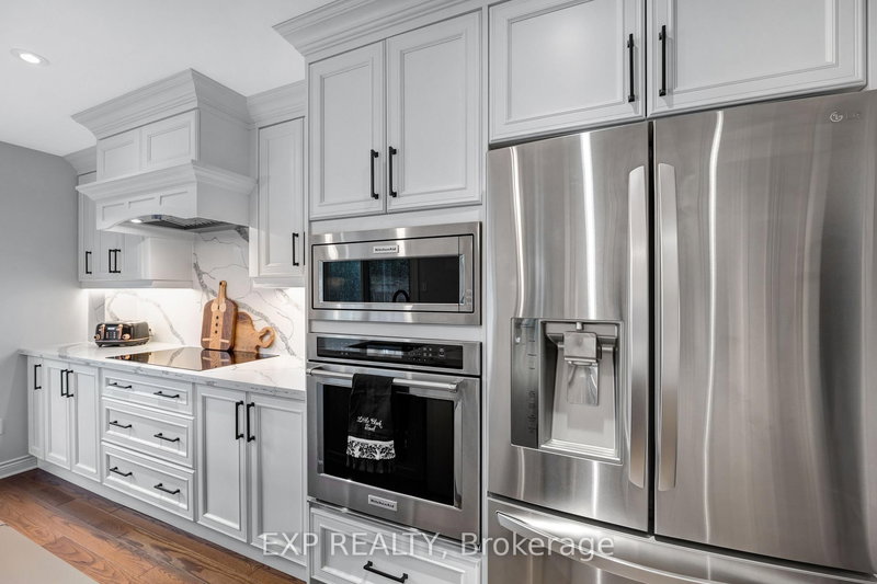 103 Compton Cres, Bradford West Gwillimbury — 11