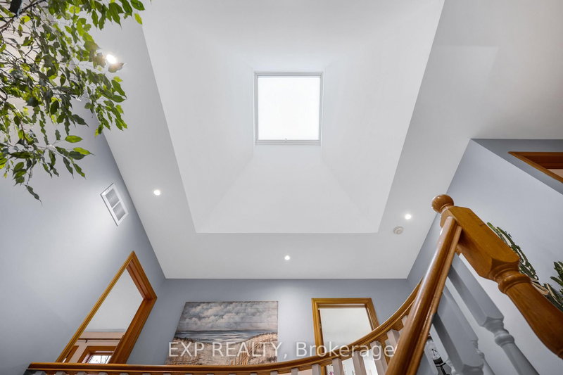 103 Compton Cres, Bradford West Gwillimbury — 22