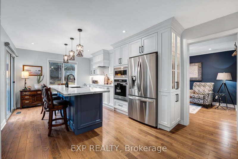 103 Compton Cres, Bradford West Gwillimbury — 6