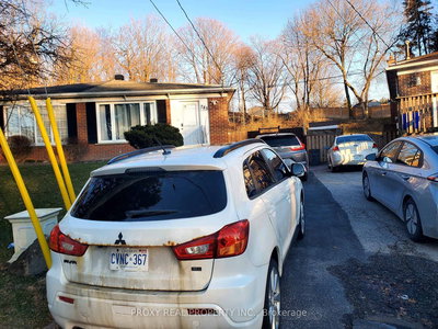 785 Greenfield Cres | Newmarket | Image