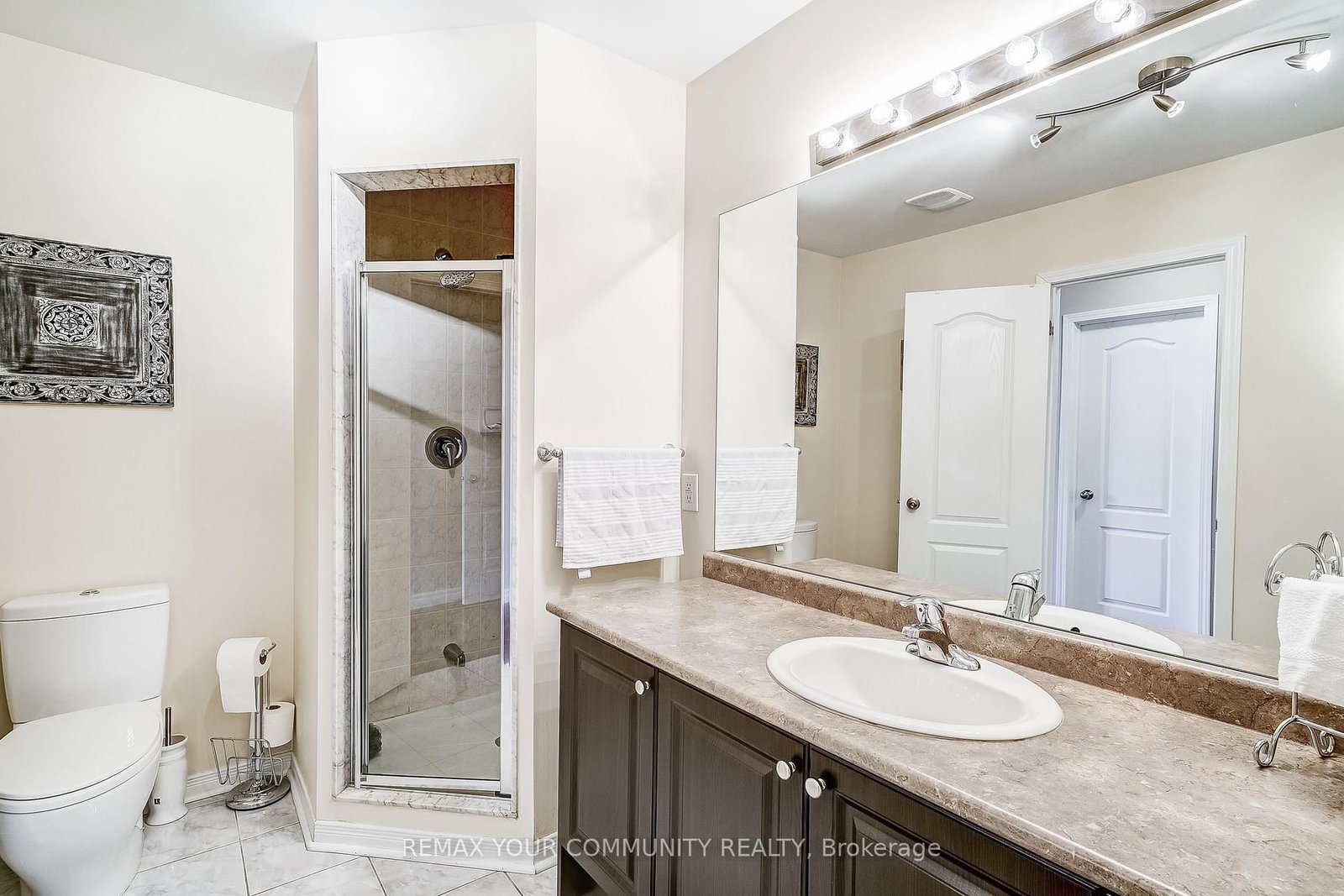 Townhouse for sale at 18 Muscadel Road, Vaughan, Ontario, L4H 3L8 - Vellore Village - MLS: N12969512