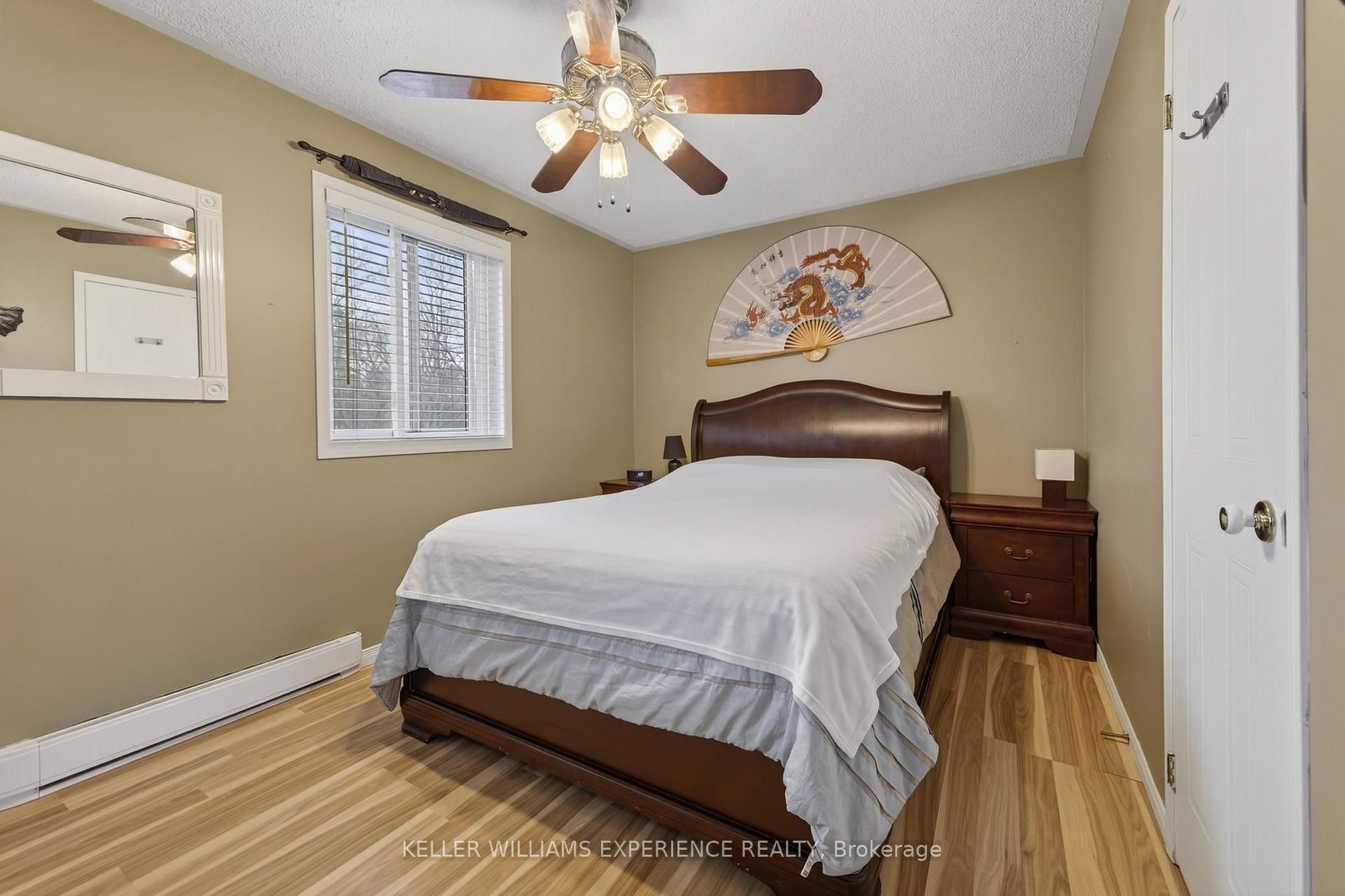 Detached House for sale at 125 SIMCOE Street, Essa, Ontario, L0M 1B0 - Angus - MLS: N12969932