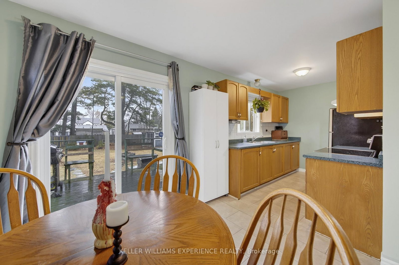 Detached House for sale at 125 SIMCOE Street, Essa, Ontario, L0M 1B0 - Angus - MLS: N12969932