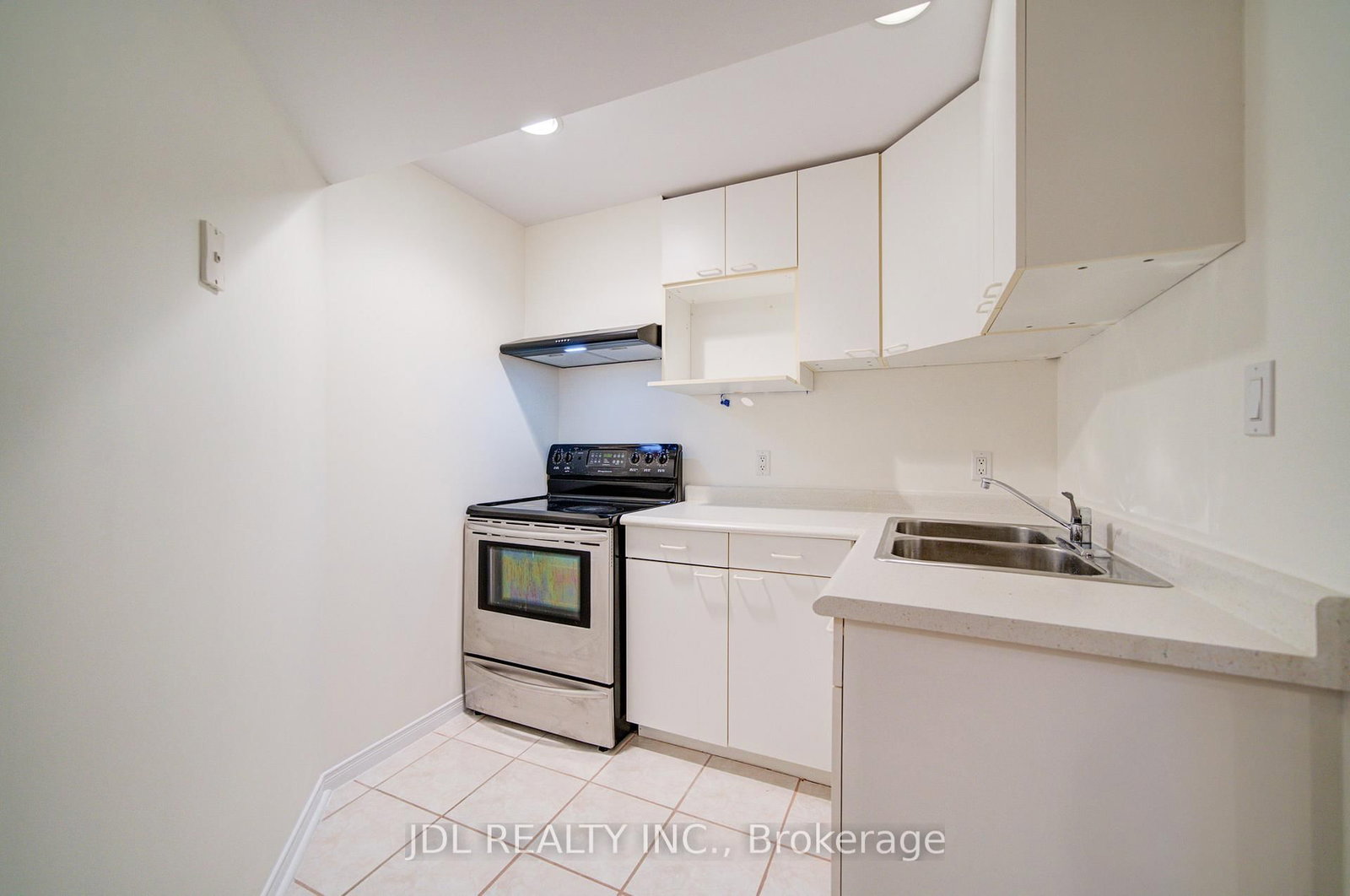 Detached House for sale at 50 Summitcrest Drive, Richmond Hill, Ontario, L4S 1A7 - Devonsleigh - MLS: N12970124