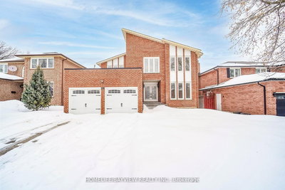 39 Shaftsbury(Main FL) Ave | Richmond Hill | Image