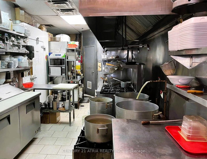 70 - 3175 Rutherford Rd, Vaughan, L4K 5Y6 | Image 3