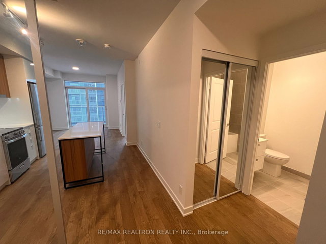 2108 - 30 Upper Mall Way