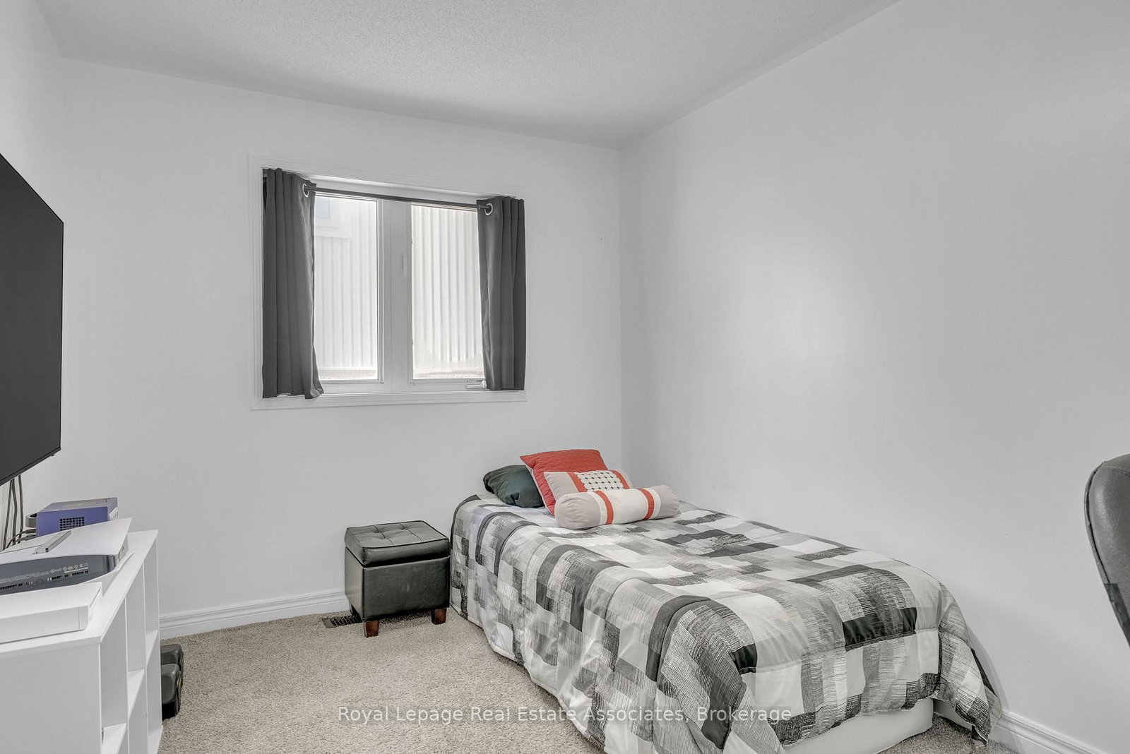 Detached House for sale at 1128 Kell Street, Innisfil, Ontario, L9S 4W4 - Alcona - MLS: N12971196