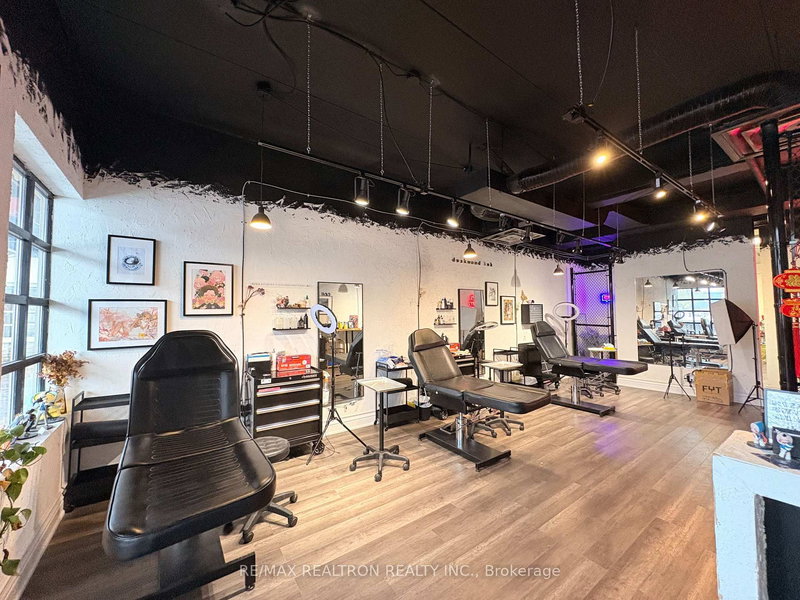 105 - 139 Main St, Markham, L3R 2G6 | Image 2