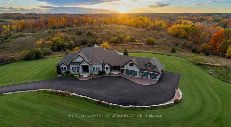 14806 York Durham Line, Whitchurch-Stouffville, L4A 7X4 | Image 2