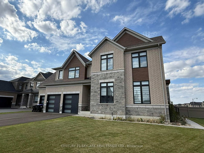 22 Mahogany Tr, Adjala-Tosorontio, L0G 1W0 | Image 2