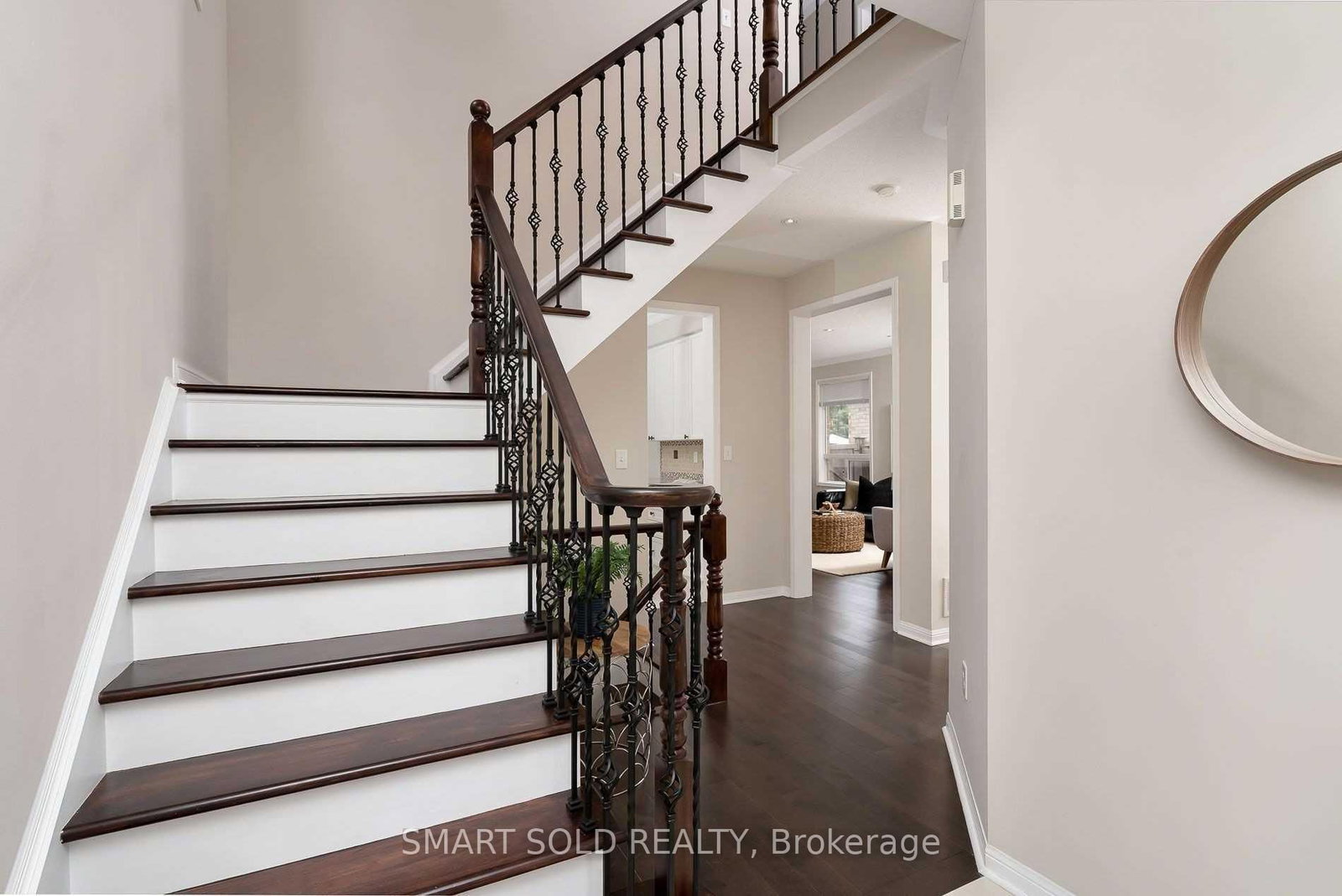 Detached House for sale at 99 Aloe Avenue, Richmond Hill, Ontario, L4E 4N2 - Oak Ridges Lake Wilcox - MLS: N12971638