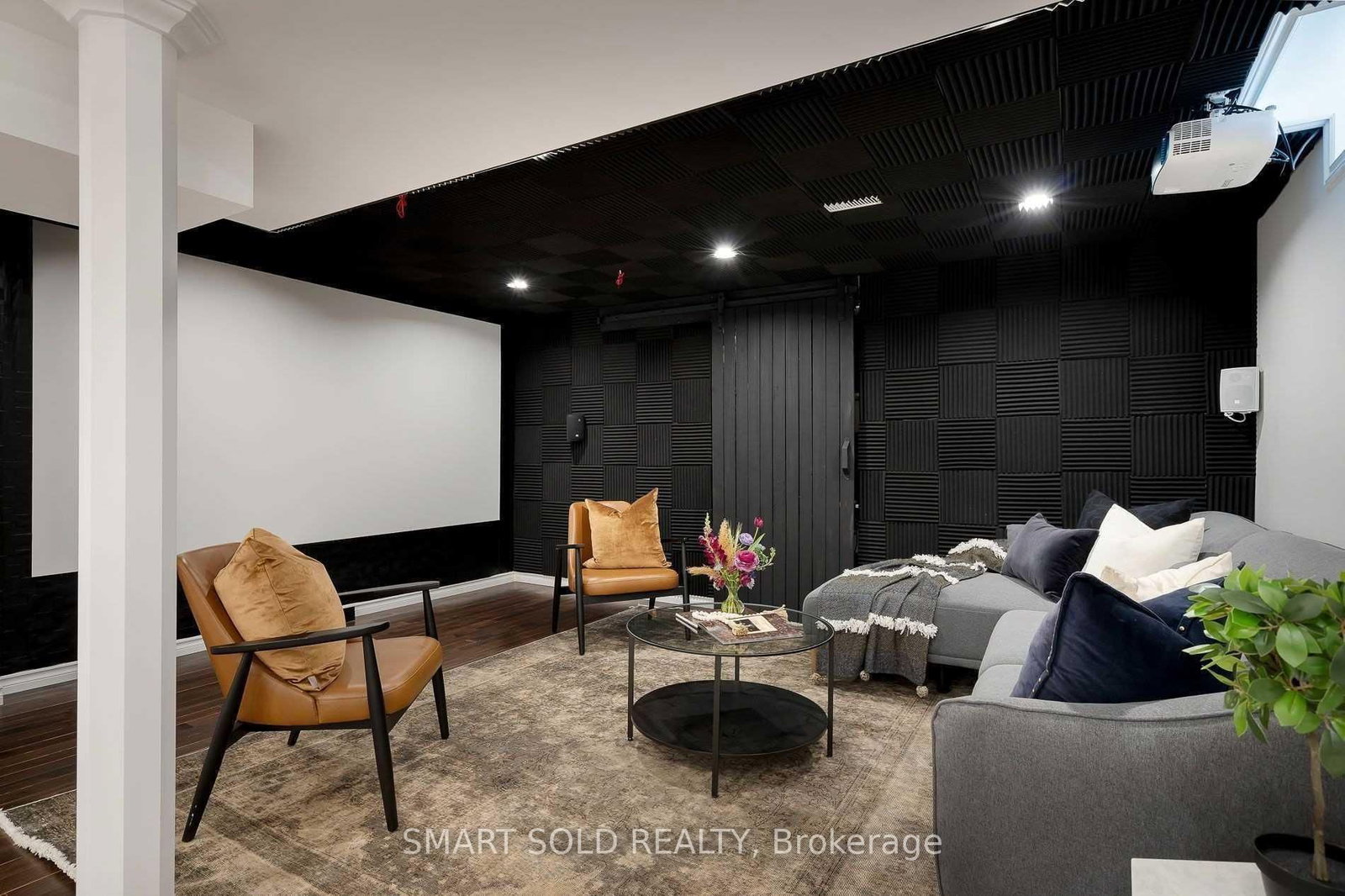 Detached House for sale at 99 Aloe Avenue, Richmond Hill, Ontario, L4E 4N2 - Oak Ridges Lake Wilcox - MLS: N12971638