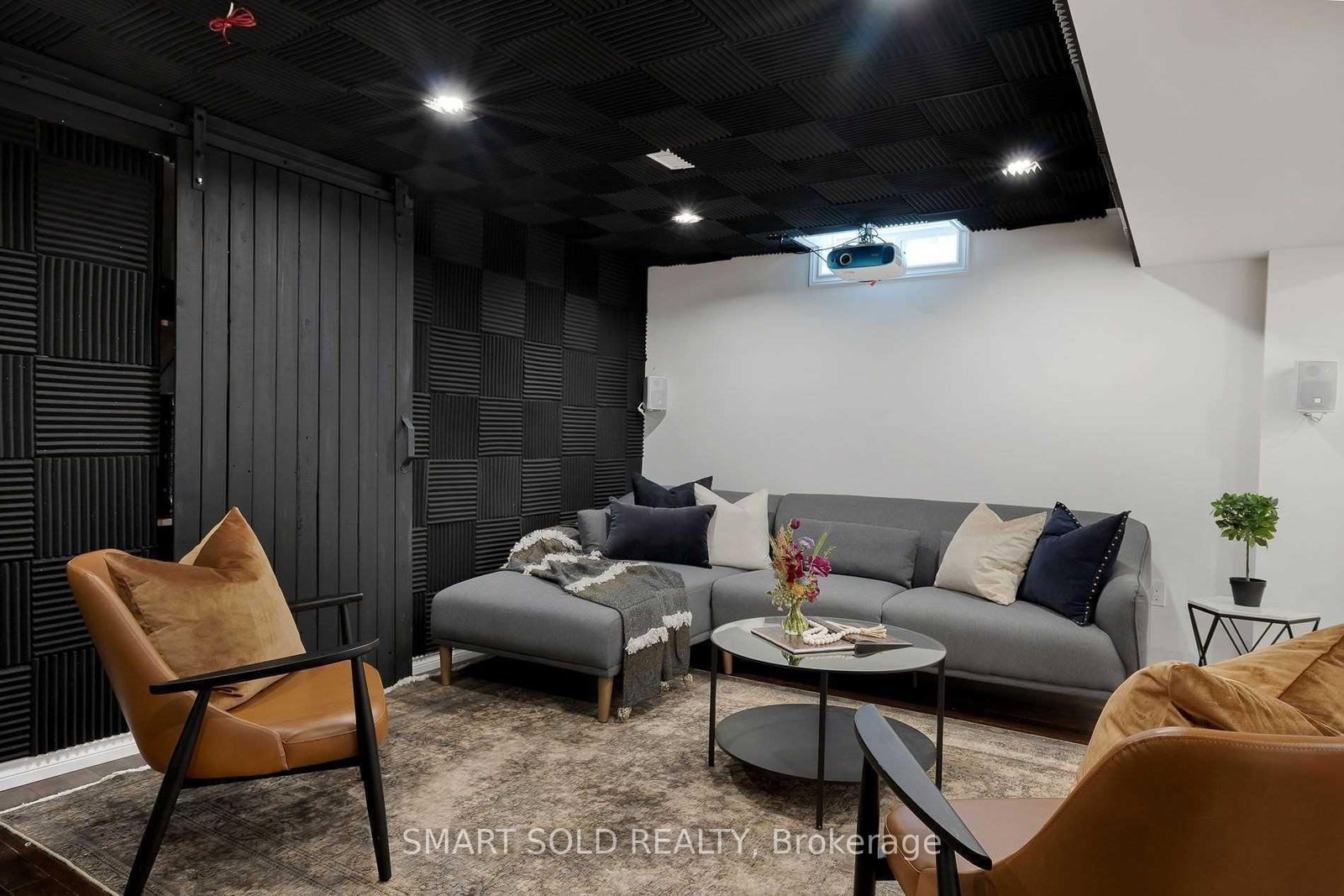 Detached House for sale at 99 Aloe Avenue, Richmond Hill, Ontario, L4E 4N2 - Oak Ridges Lake Wilcox - MLS: N12971638