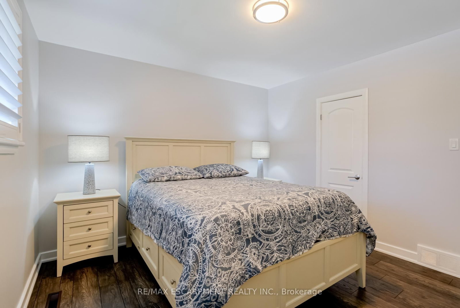 Detached House for sale at 5 Albert Street, New Tecumseth, Ontario, L9R 1J4 - Alliston - MLS: N12971666