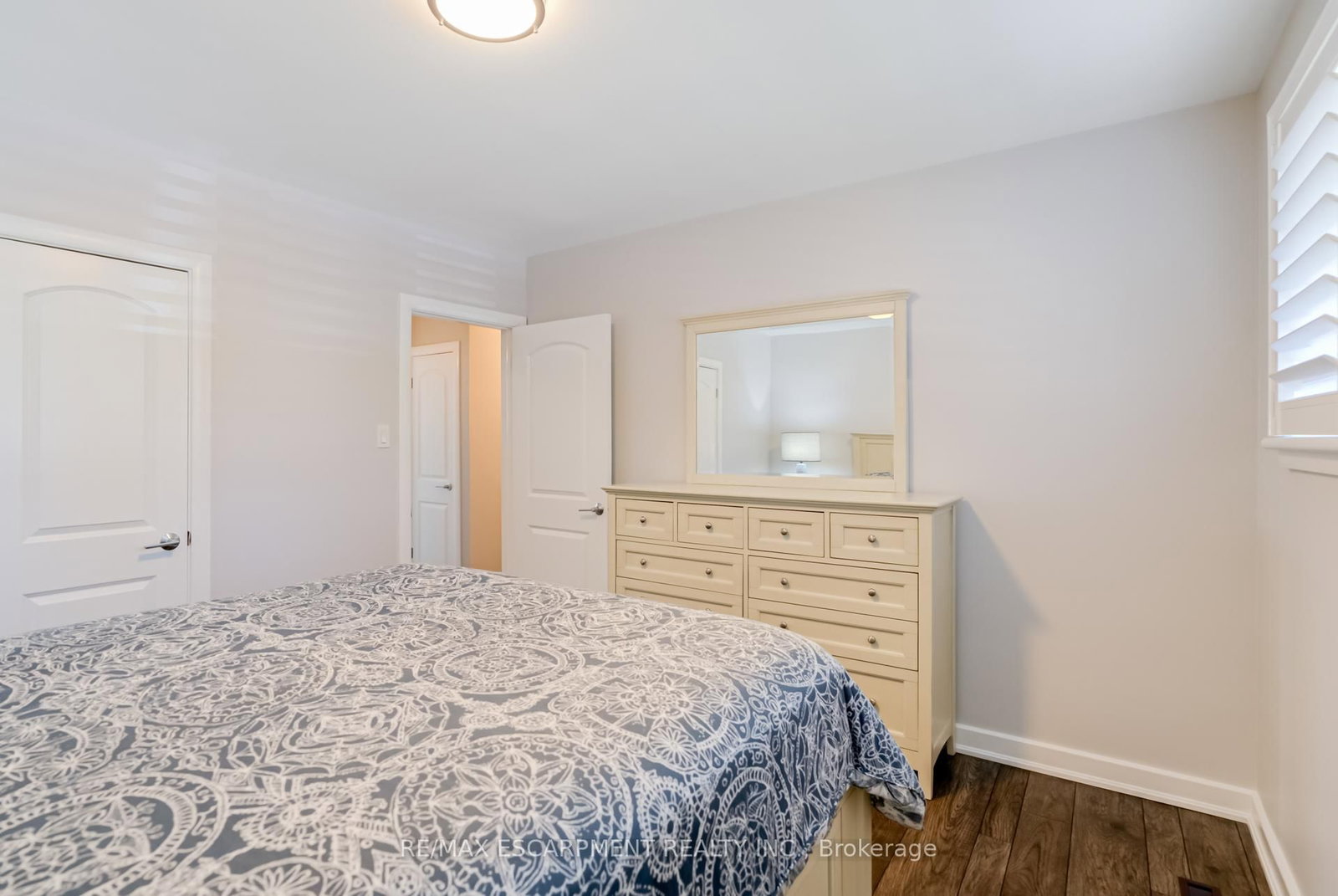 Detached House for sale at 5 Albert Street, New Tecumseth, Ontario, L9R 1J4 - Alliston - MLS: N12971666